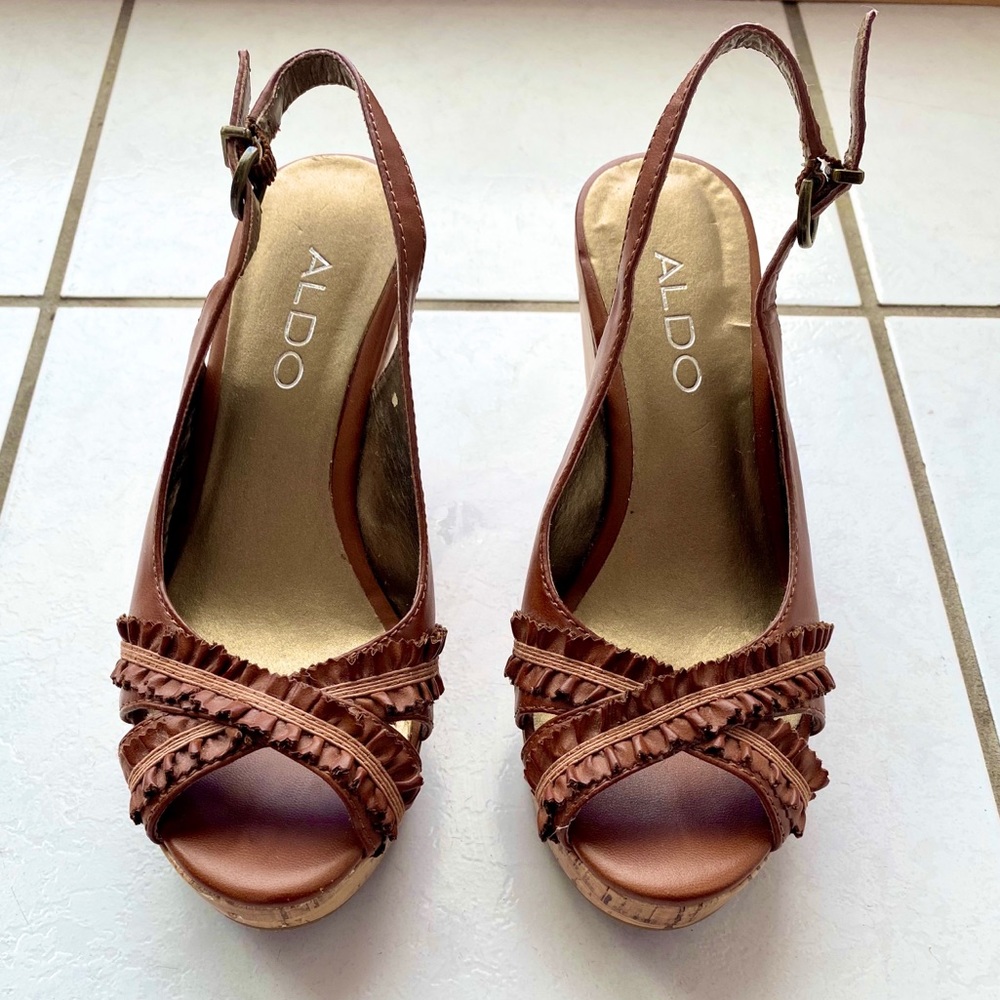 Aldo Brown Wedge Ruffle Sandals - Picture 5 of 8